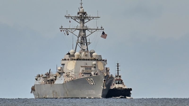 El buque estadounidense USS Gravely en Puerto España, Trinidad y Tobago, el 26 de octubre del...