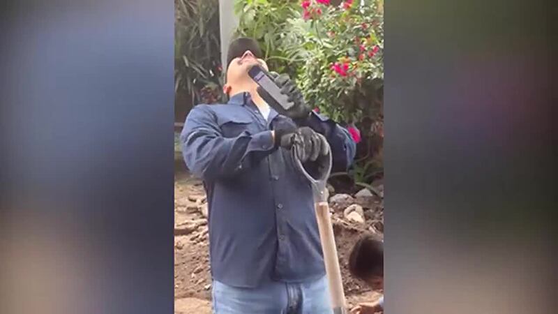 Separado por años de esposa e hija, mexicano busca regresar a EEUU tras recibir anhelada noticia.