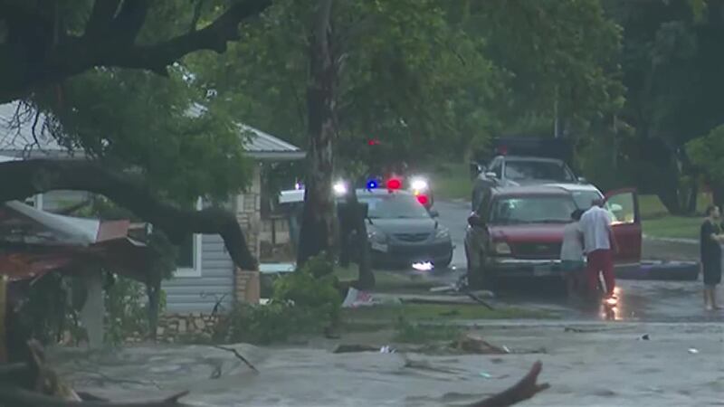 Nuevos documentos muestran lo que hacían equipos de emergencia la fatídica madrugada del 4 de...