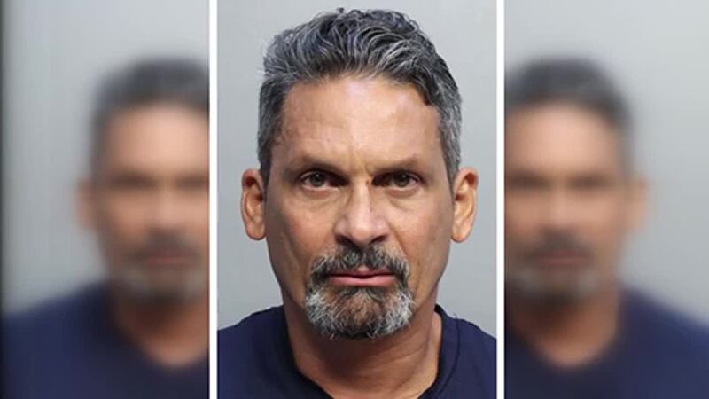 Sheriff anda tras la búsqueda de hispano acusado de apuñalar varias veces a su expareja