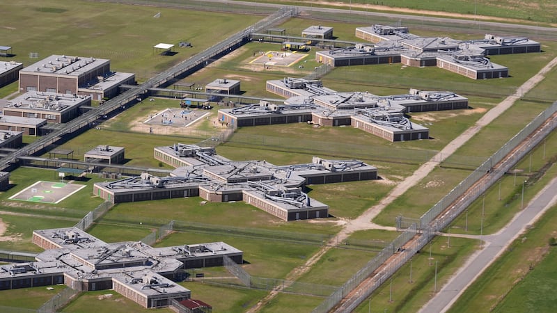 ARCHIVO Vista aérea del Centro Penitenciario Winn, un sitio de detención del ICE, el 9 de...