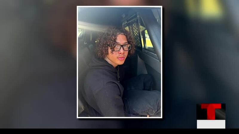 Arrestan a estudiante hispano tras llevar un arma cargada en el autobús escolar